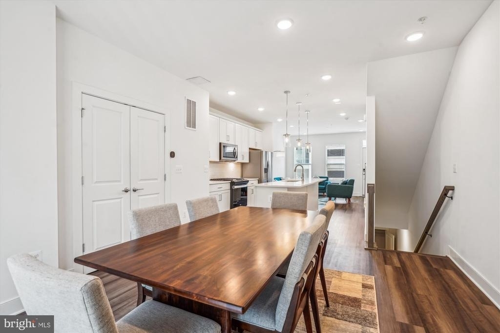 845 King Farm Boulevard - Photo 10