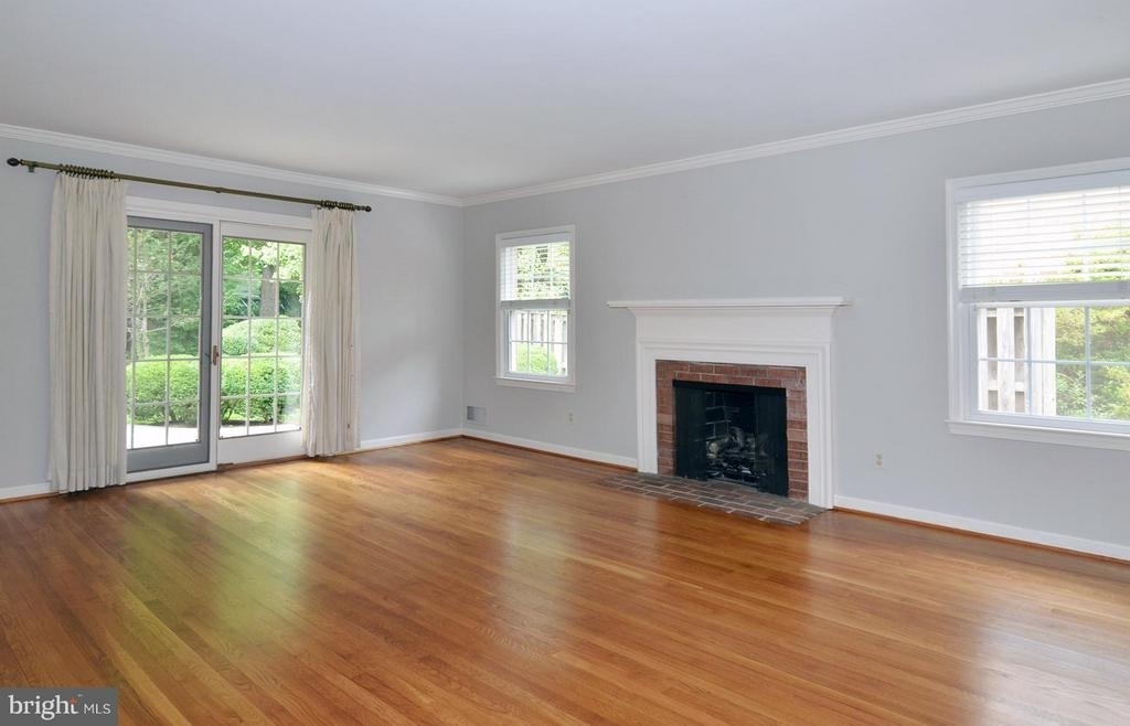 7208 Marbury Road - Photo 10