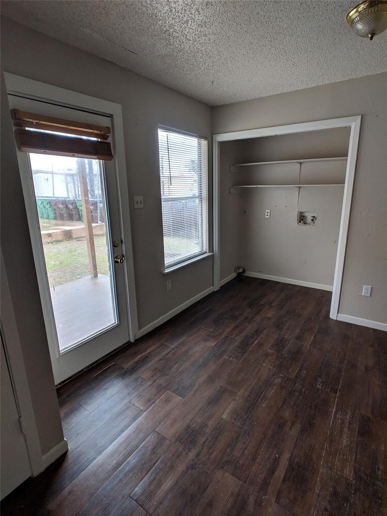 1603 Onion Creek Village Dr - Photo 8