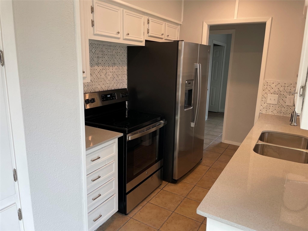 4619 Jinx Ave - Photo 3
