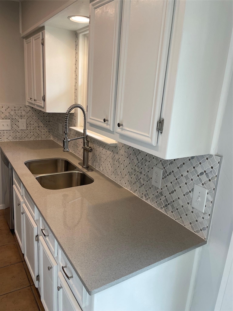 4619 Jinx Ave - Photo 2