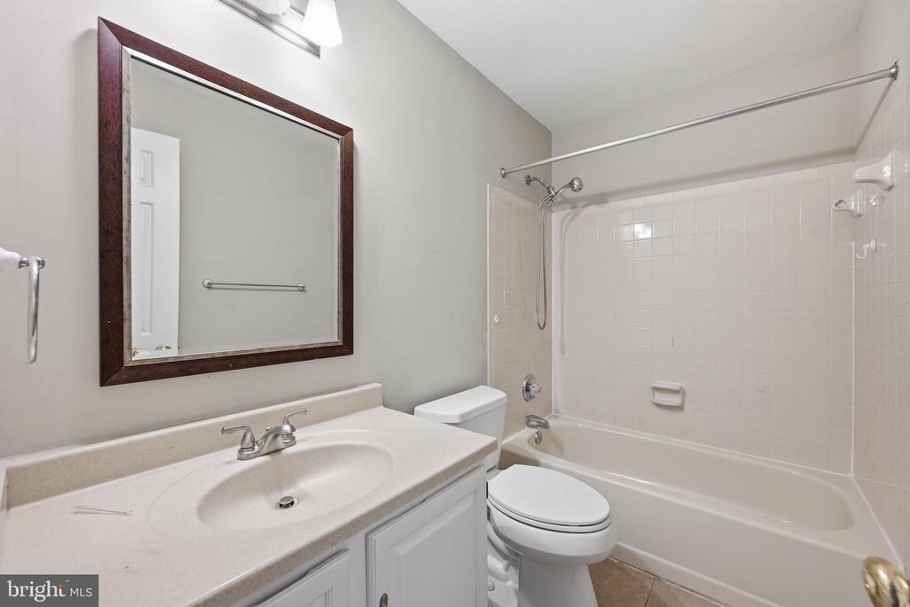 15622 Cliff Swallow Way - Photo 18