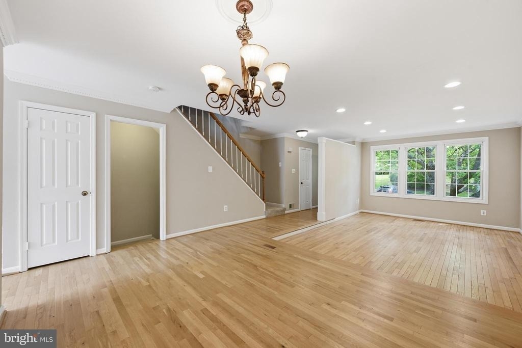15622 Cliff Swallow Way - Photo 4