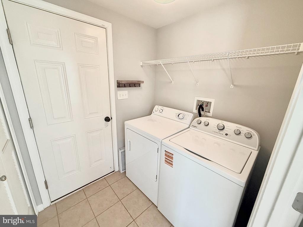 9407 Aston Village - Photo 8