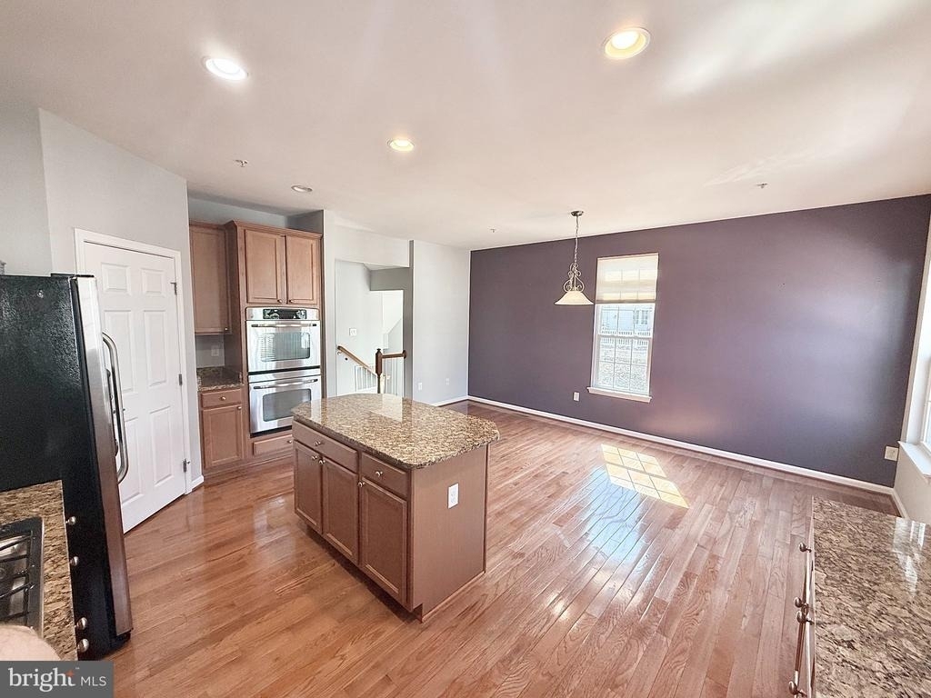 9407 Aston Village - Photo 10