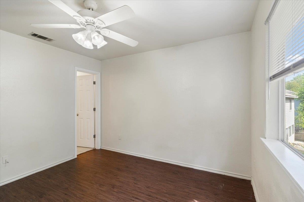 887 Sagewood Trl - Photo 21