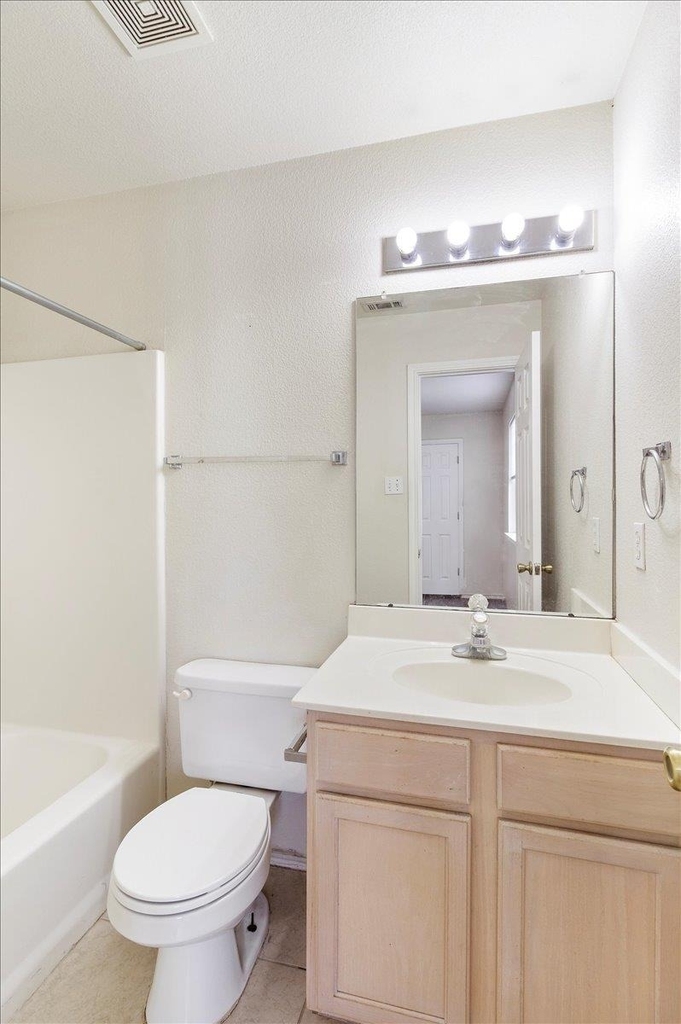 887 Sagewood Trl - Photo 18
