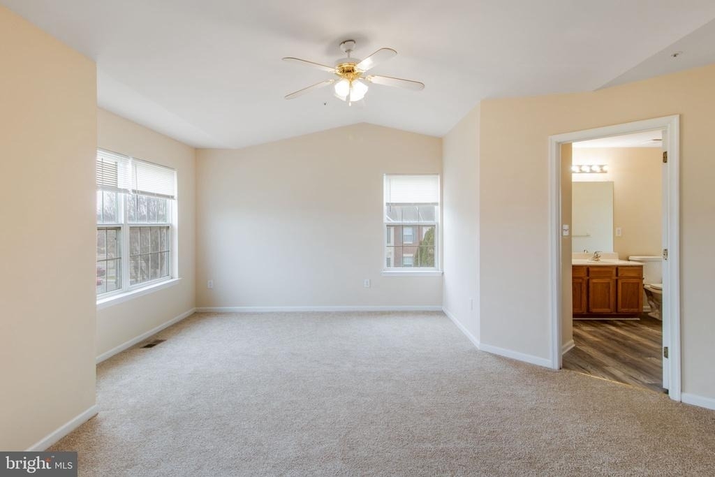 5171 Duke Court - Photo 19