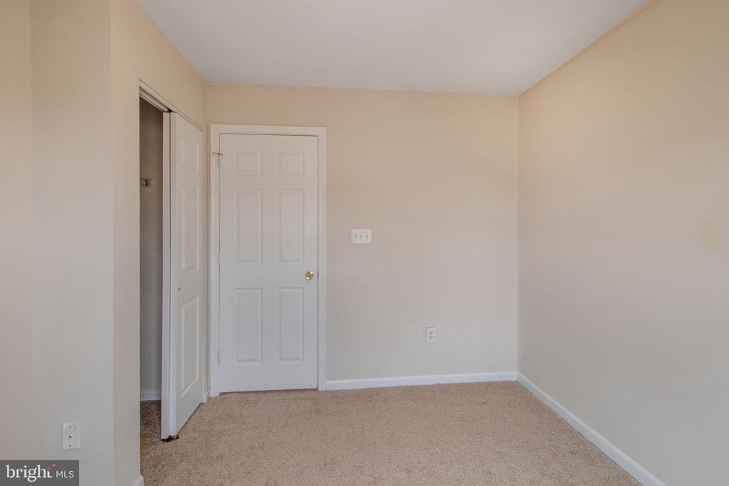 5171 Duke Court - Photo 13