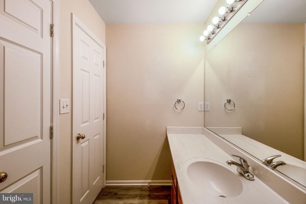 5171 Duke Court - Photo 17