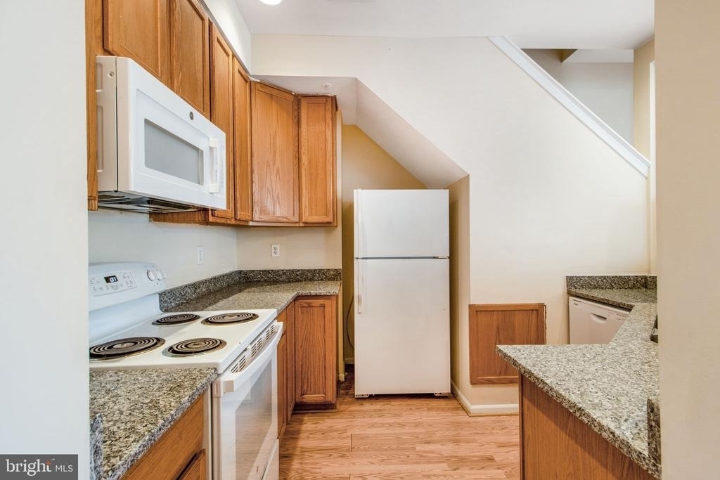 5171 Duke Court - Photo 5