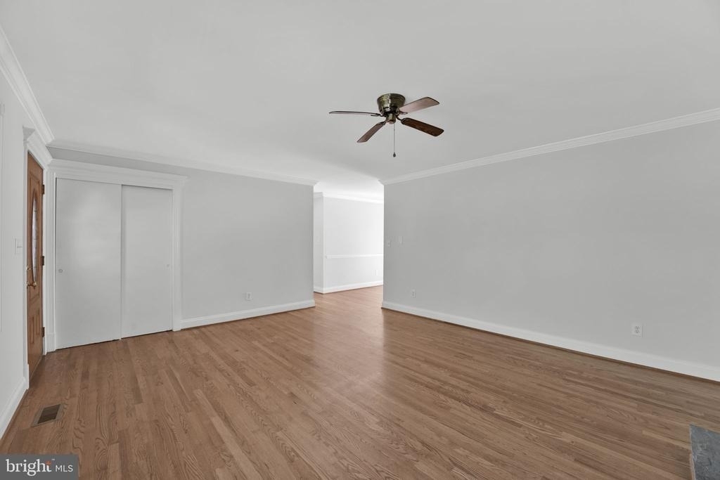 810 Wisteria Drive - Photo 7