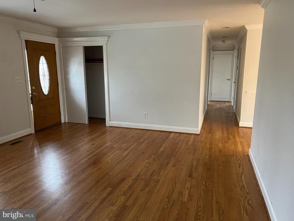 810 Wisteria Drive - Photo 6