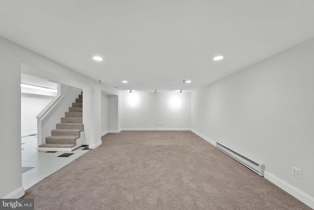 810 Wisteria Drive - Photo 29