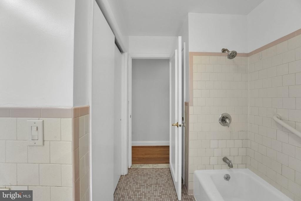 810 Wisteria Drive - Photo 21