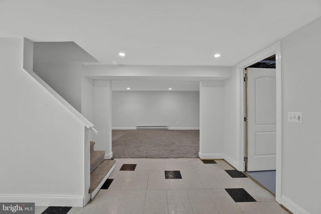 810 Wisteria Drive - Photo 35