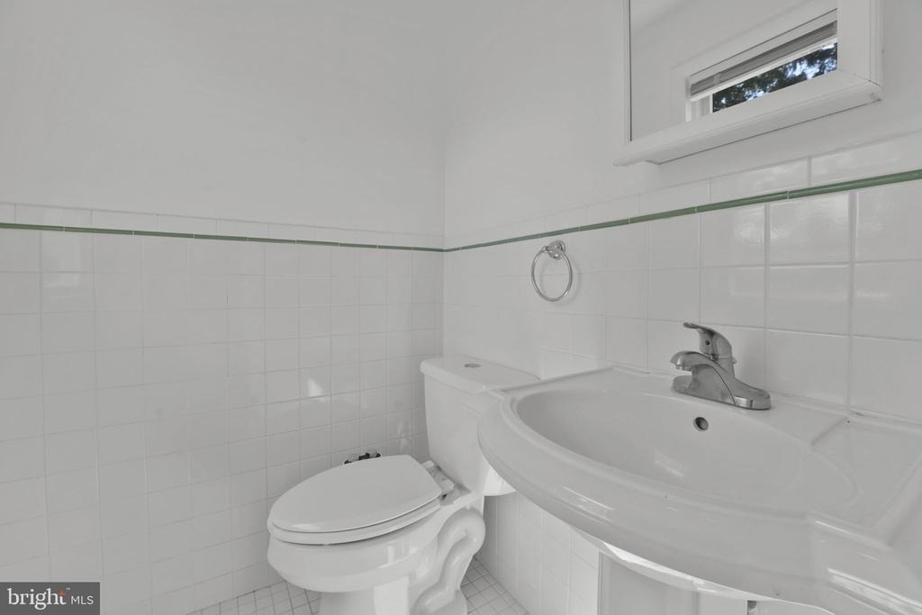 810 Wisteria Drive - Photo 12