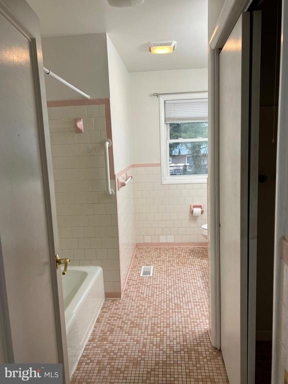 810 Wisteria Drive - Photo 13