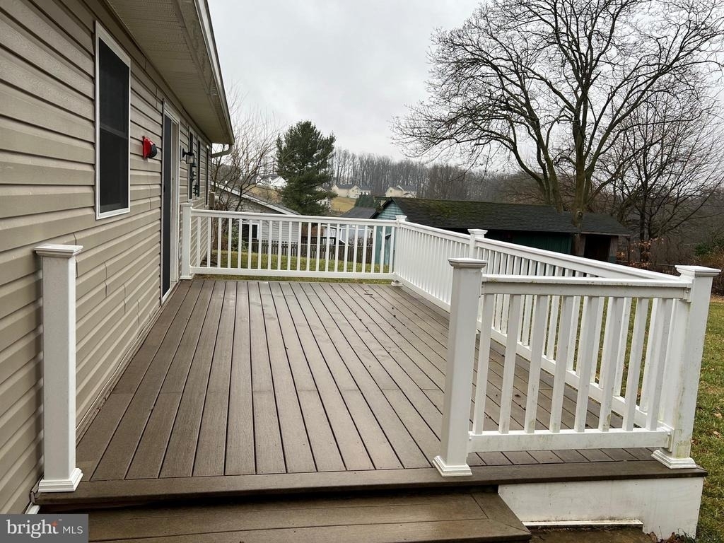 810 Wisteria Drive - Photo 32