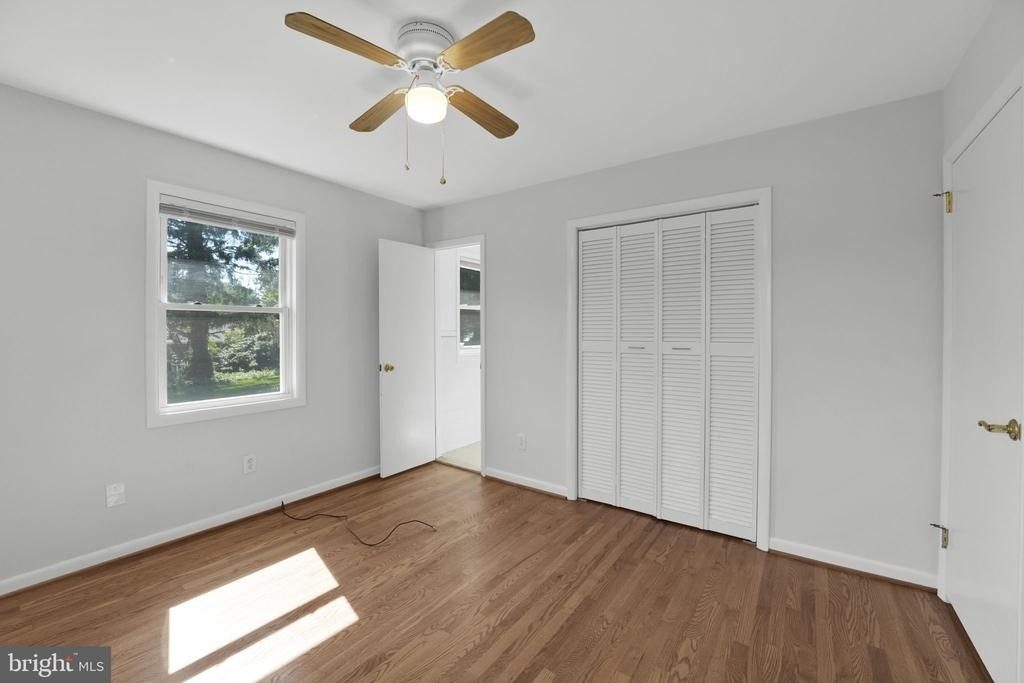 810 Wisteria Drive - Photo 11
