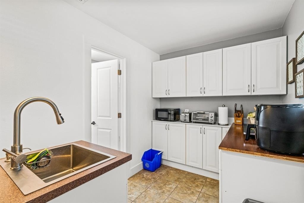 5314 Avenue H St - Photo 16