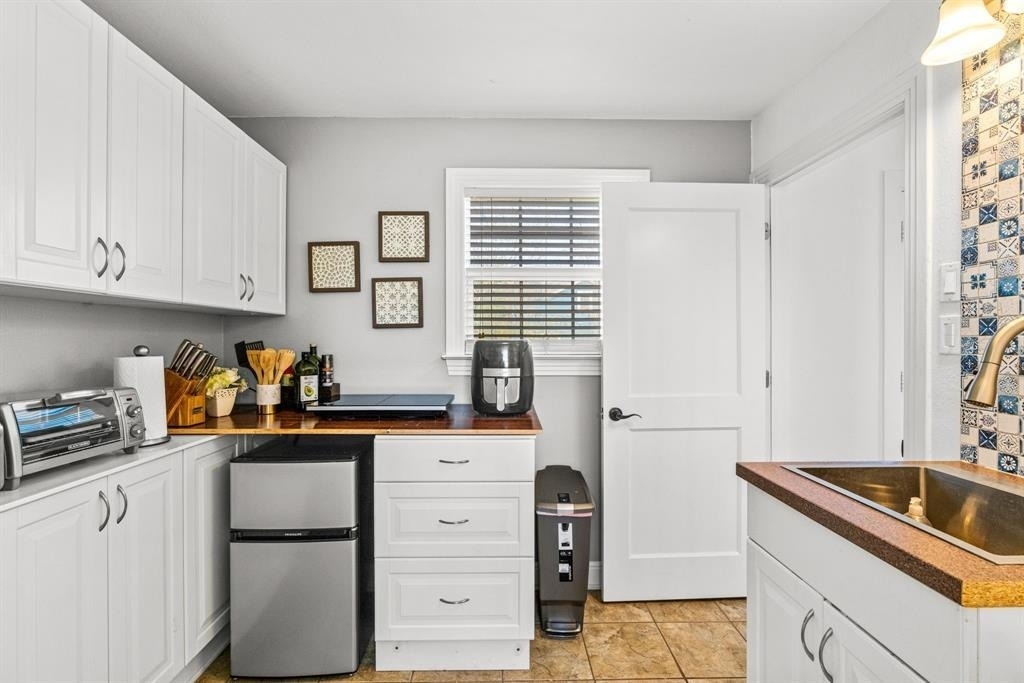 5314 Avenue H St - Photo 15