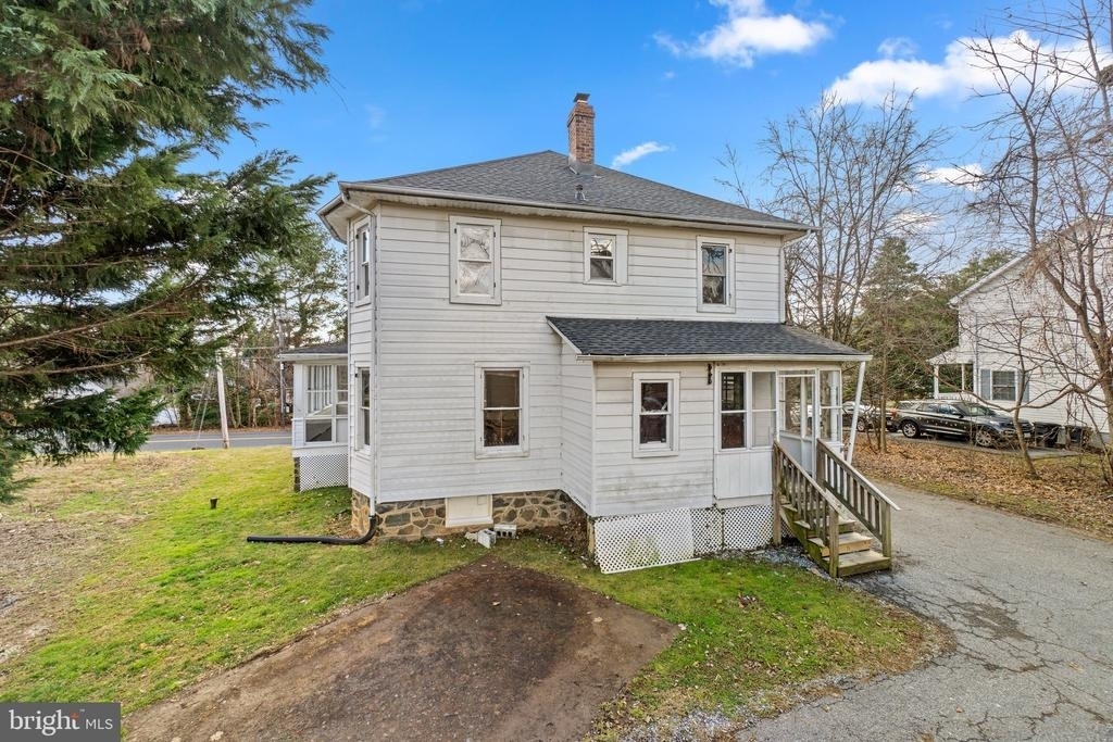 8904 Church Lane - Photo 36
