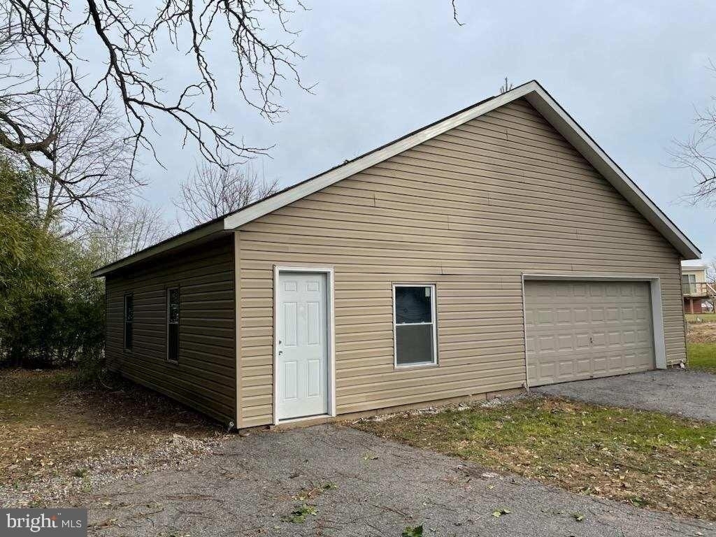 8904 Church Lane - Photo 37
