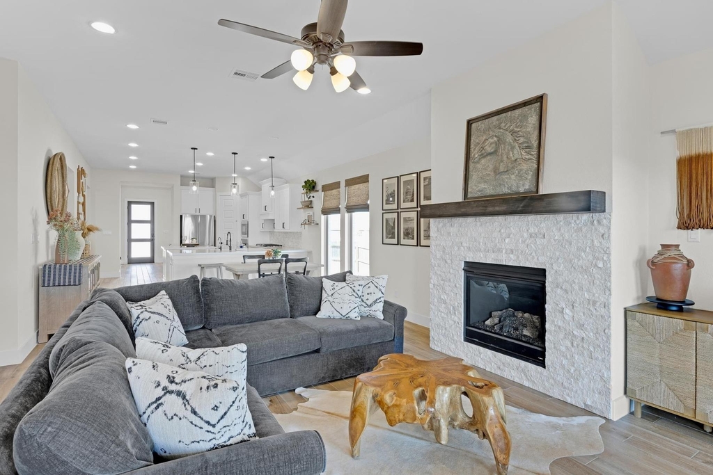 378 Carpenter Hill Drs - Photo 19