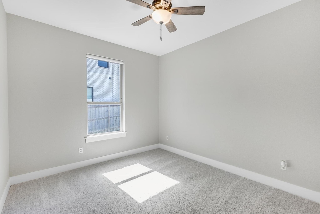 378 Carpenter Hill Drs - Photo 30