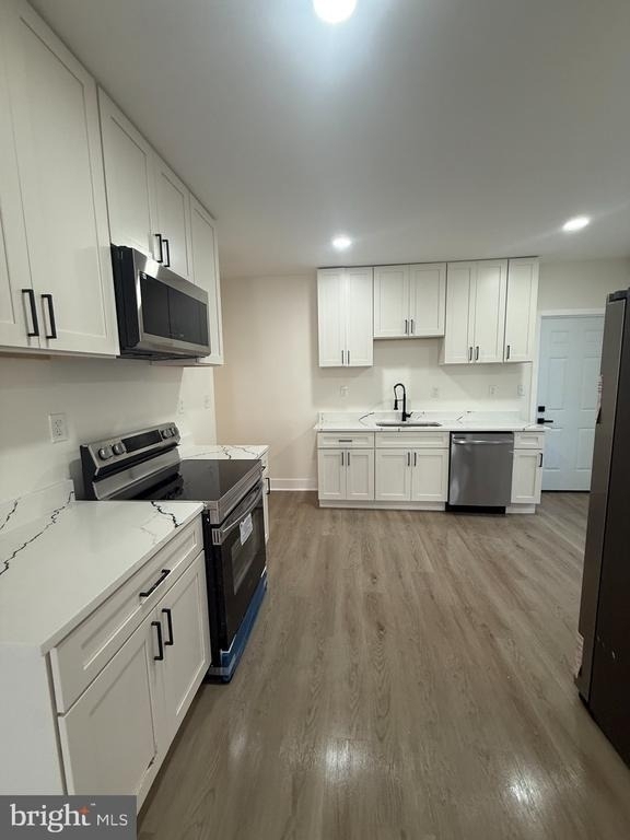 808 Winston Avenue - Photo 4
