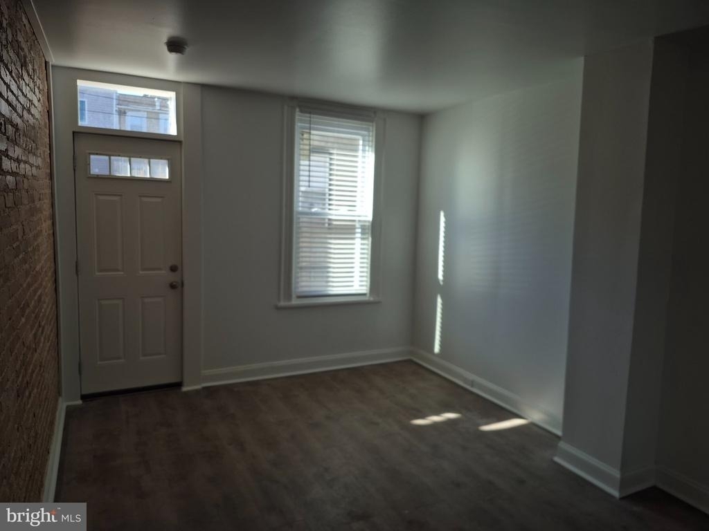 707 N Duncan Street - Photo 2