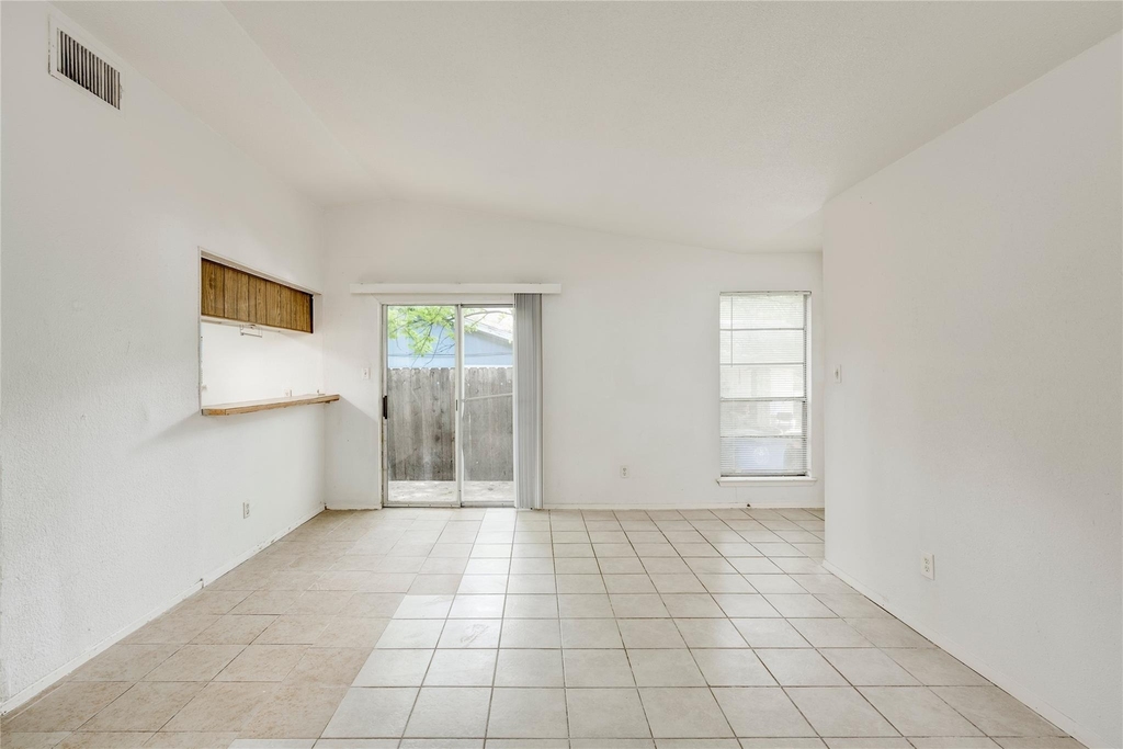 5208 Bogey Ct - Photo 9