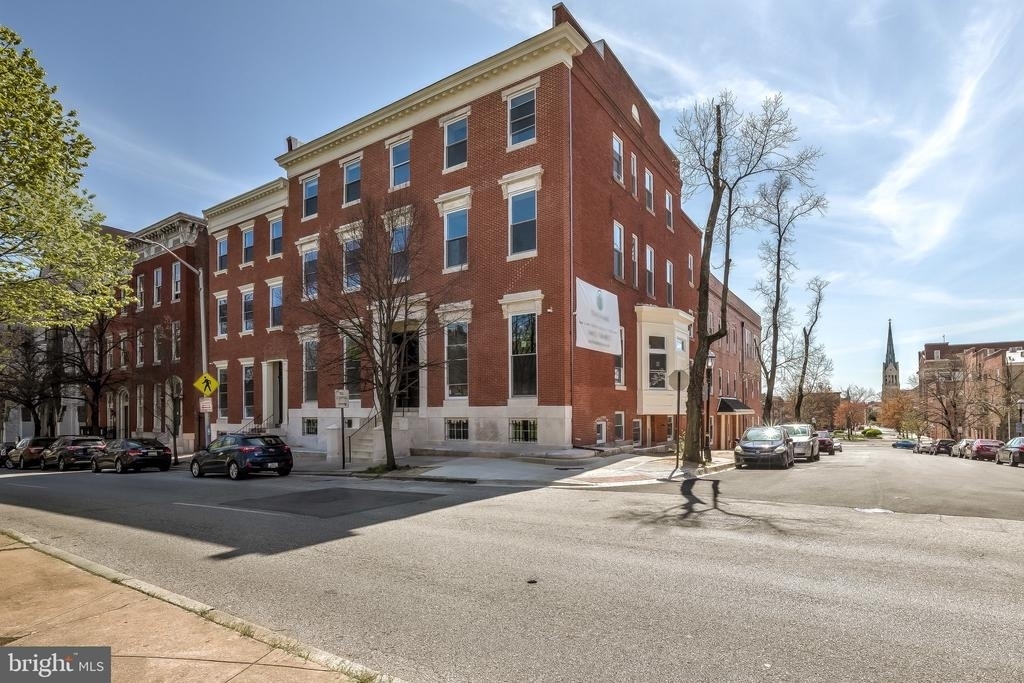 1214 Eutaw Place - Photo 1