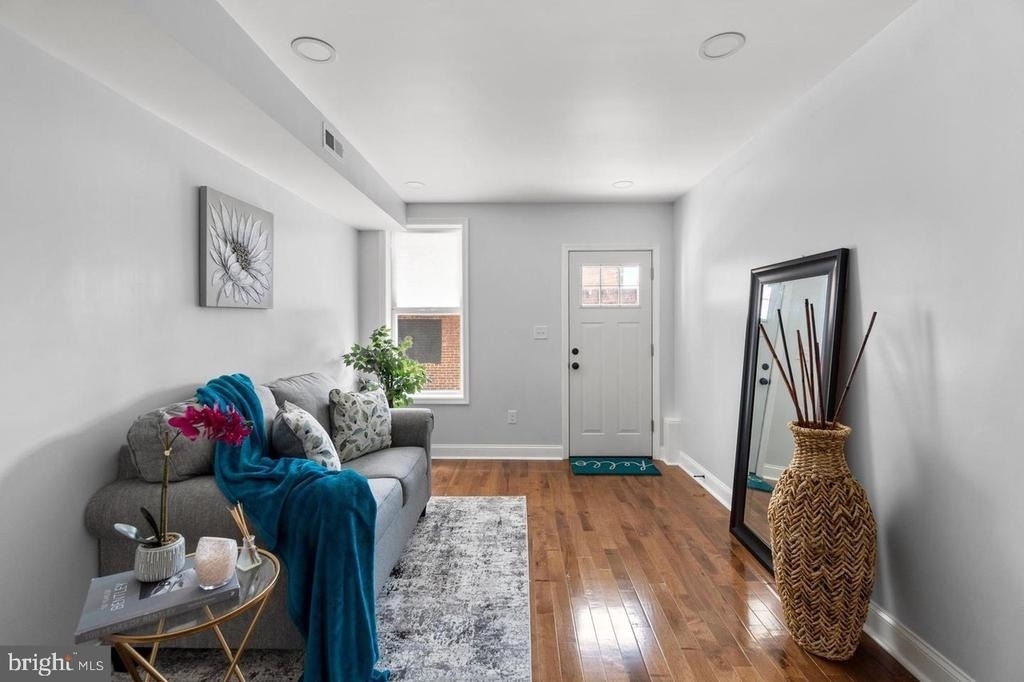 516 Bethel Street - Photo 0