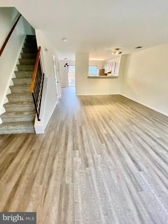 1468 Nestlewood Court - Photo 3