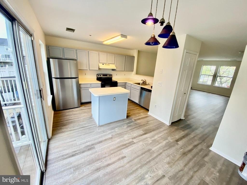 1468 Nestlewood Court - Photo 7