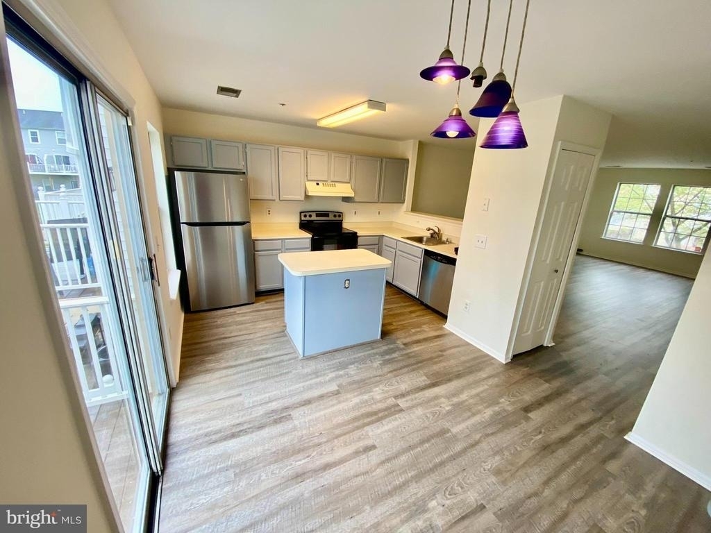 1468 Nestlewood Court - Photo 9