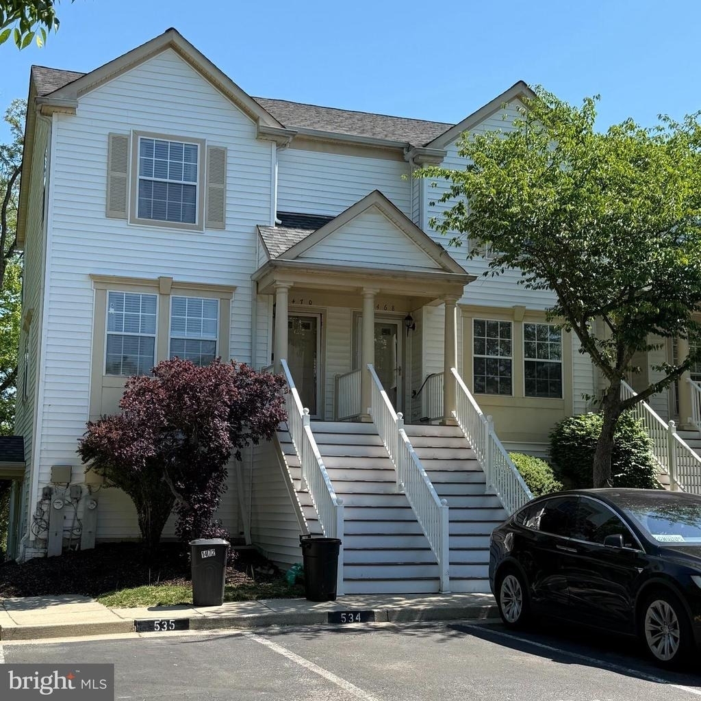 1468 Nestlewood Court - Photo 0