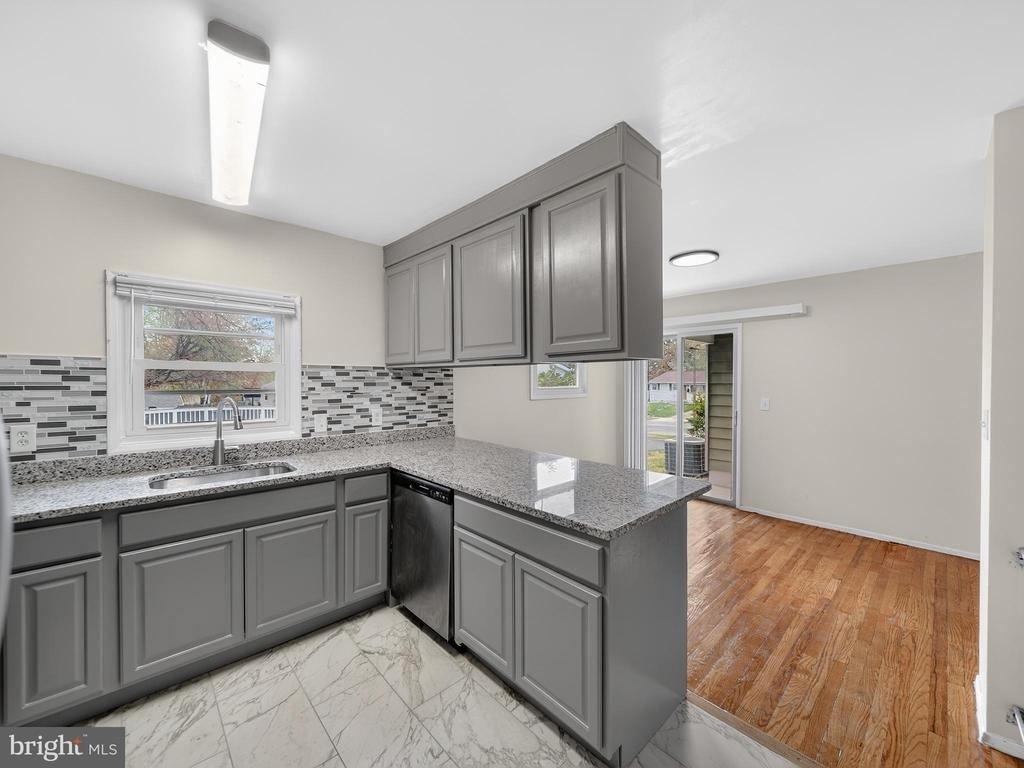 3397 Fountain Green S - Photo 6
