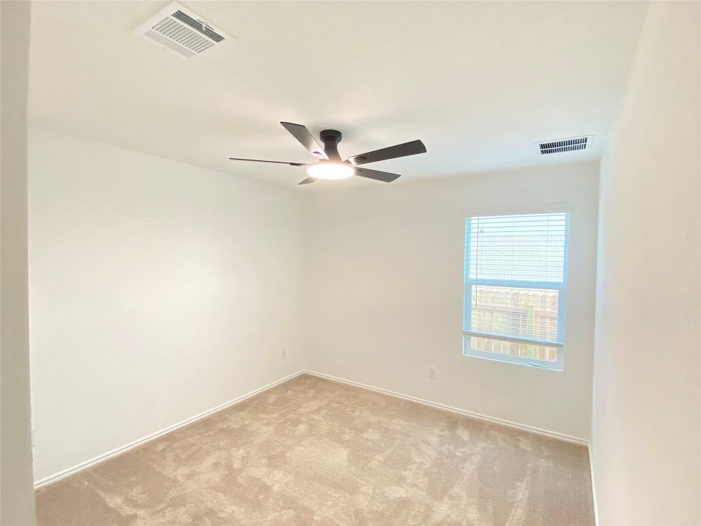 1400 Pickerel St - Photo 24