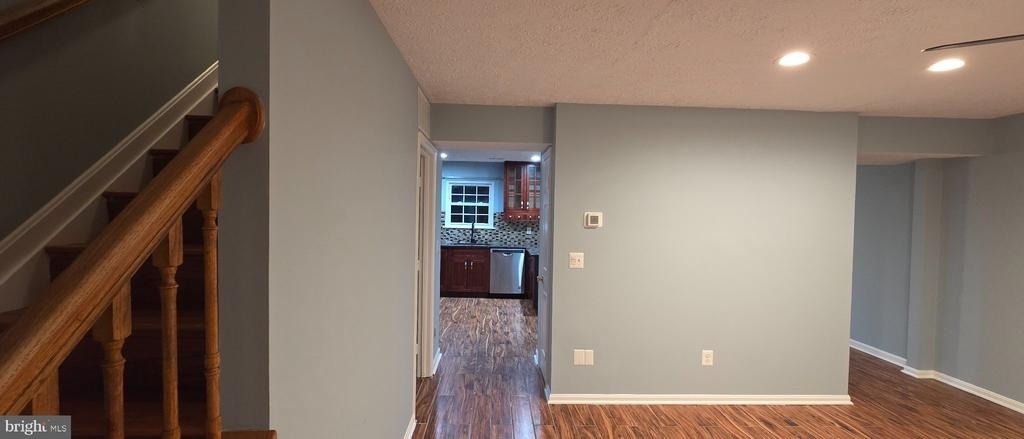 323 Lindera Court - Photo 31