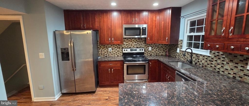 323 Lindera Court - Photo 38