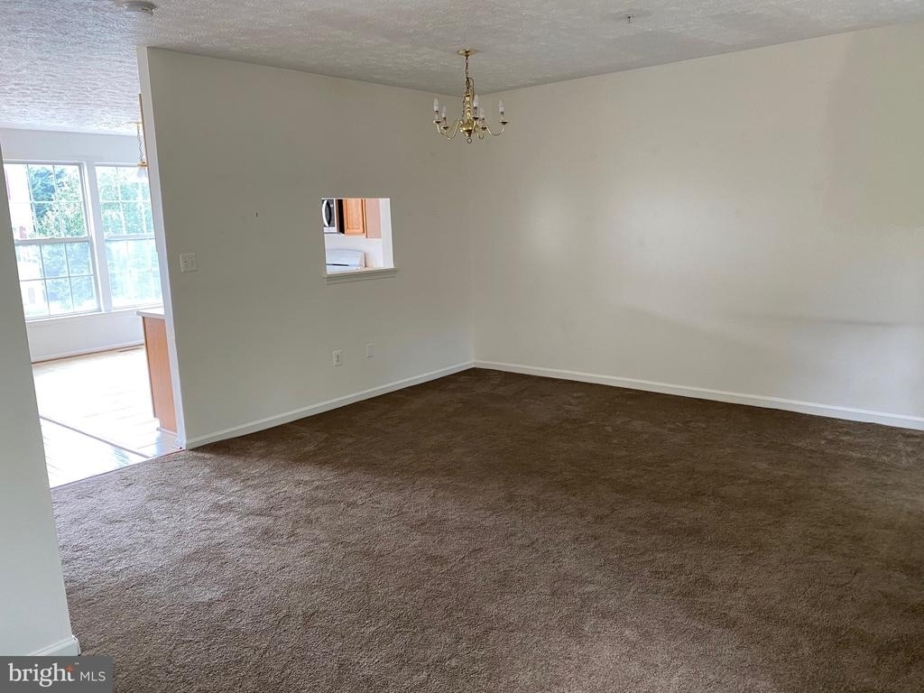 1726 Sea Pine Circle - Photo 3