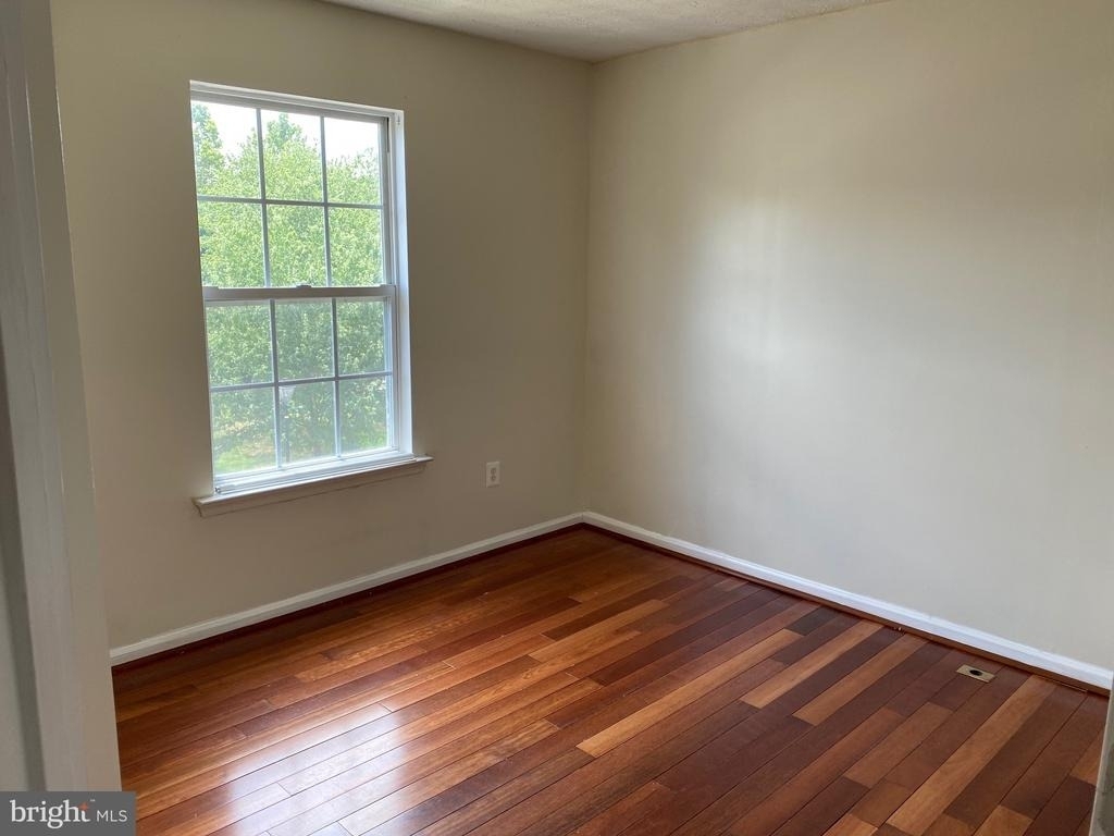 1726 Sea Pine Circle - Photo 10