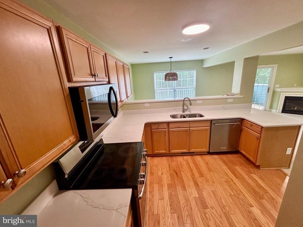 17326 King Phillip Way - Photo 4