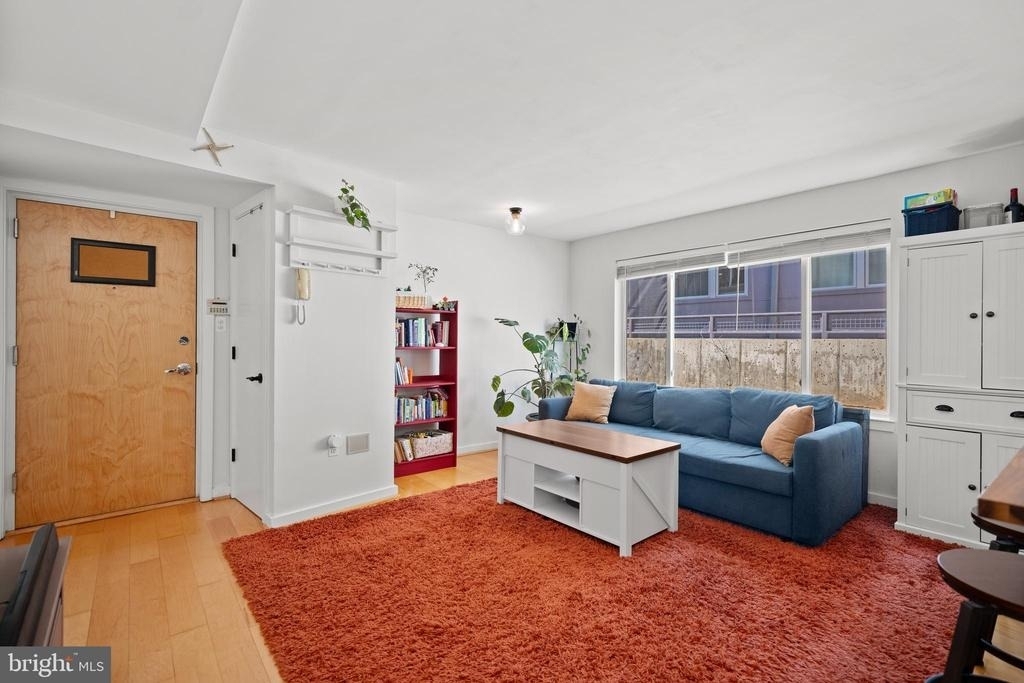 1439 Chapin Street Nw - Photo 1