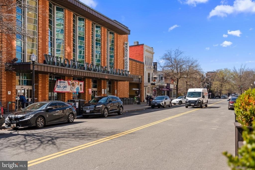 1439 Chapin Street Nw - Photo 30