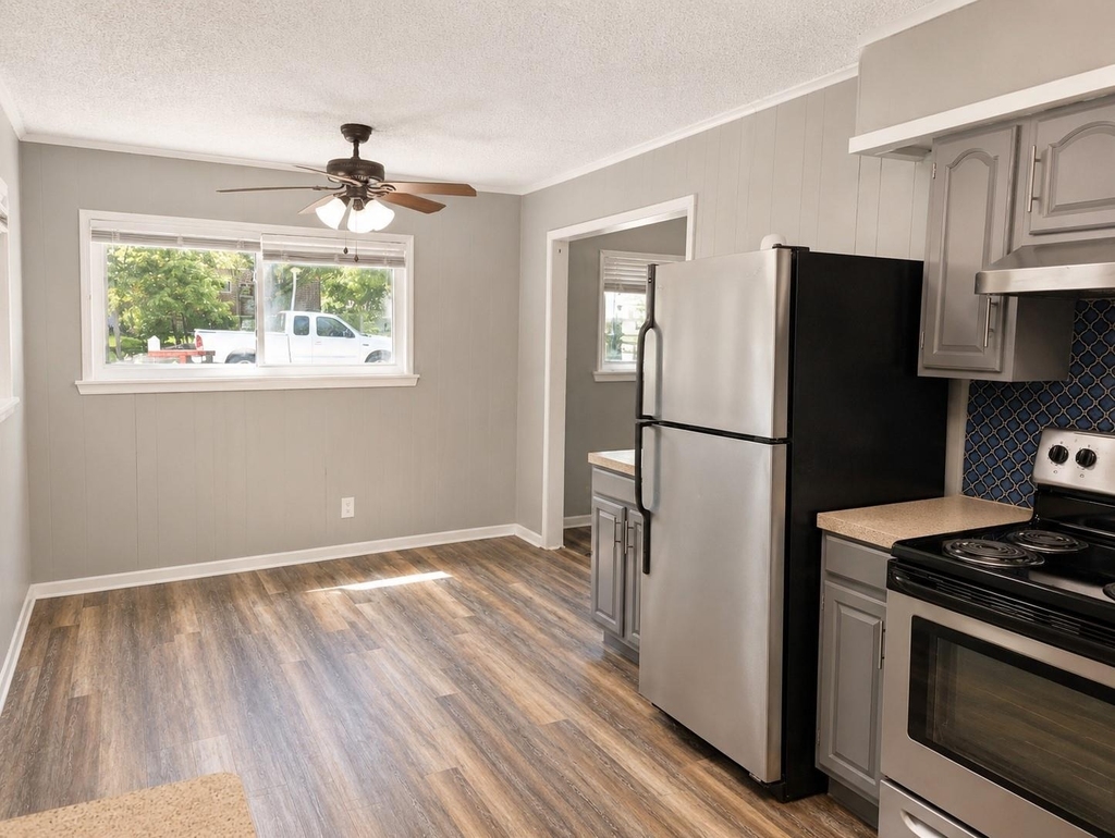 2804 Catalina Dr - Photo 5