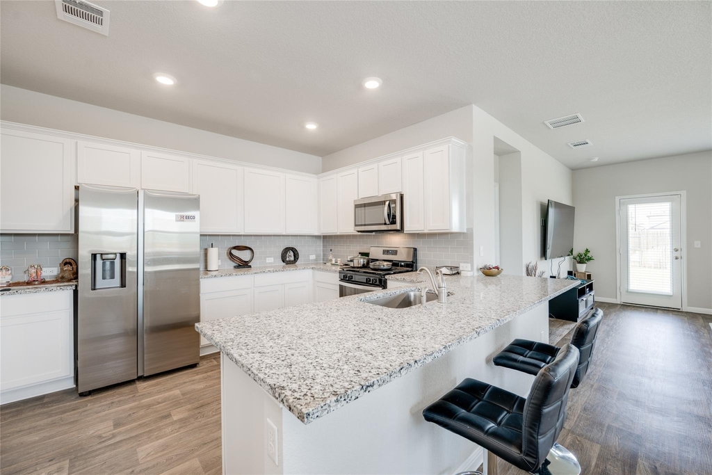 102 Rainmaker Cv - Photo 5